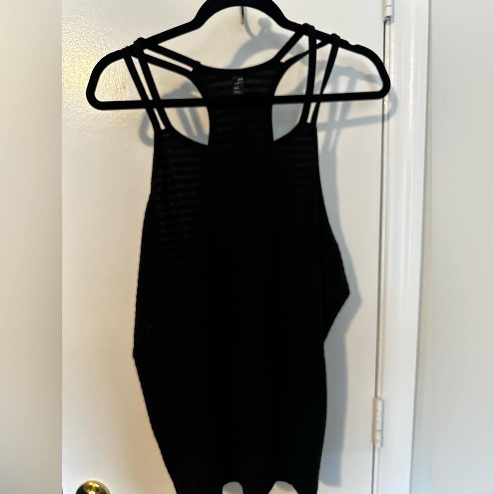 Gap athletic tank size XXL